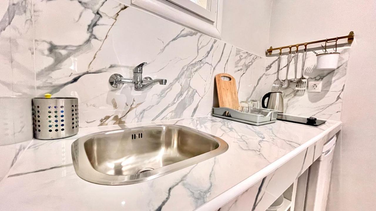 Nine Muses Apartments Kávos Екстериор снимка