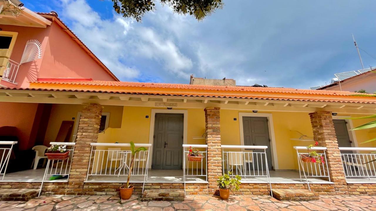 Nine Muses Apartments Kávos Екстериор снимка