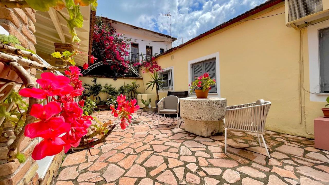 Nine Muses Apartments Kávos Екстериор снимка