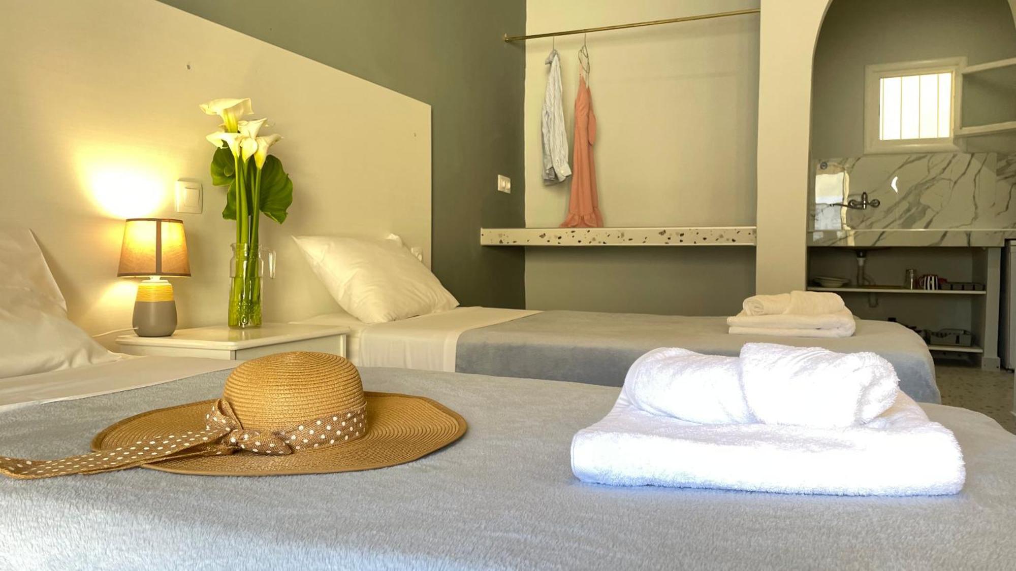 Nine Muses Apartments Kávos Екстериор снимка