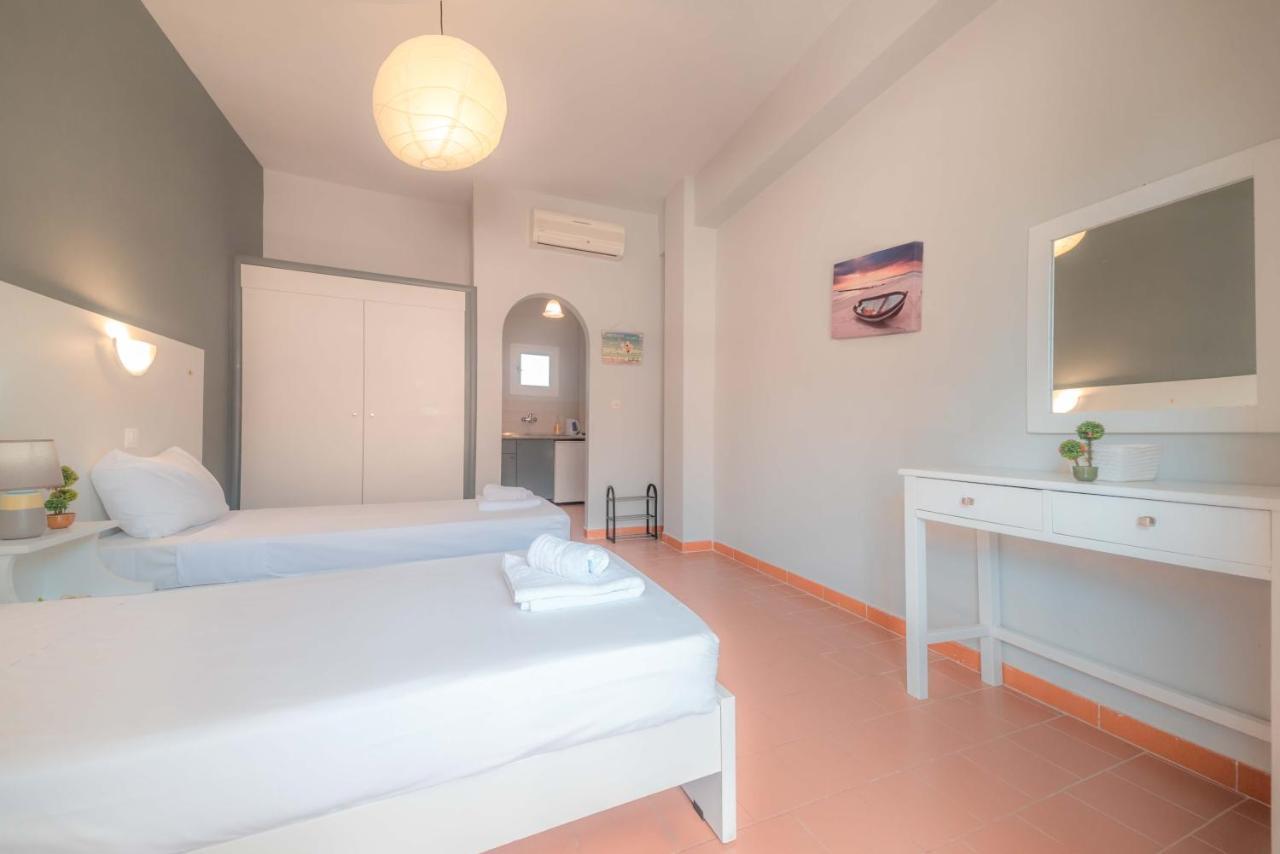 Nine Muses Apartments Kávos Екстериор снимка